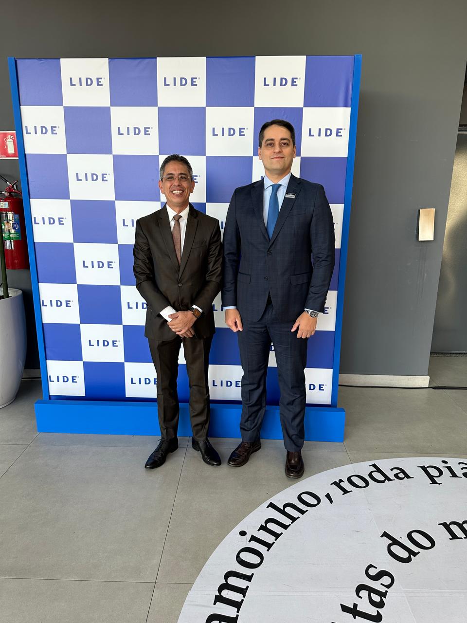 size:medium Vizbodx representatives at the LIDE Health Summit, Barueri-SP